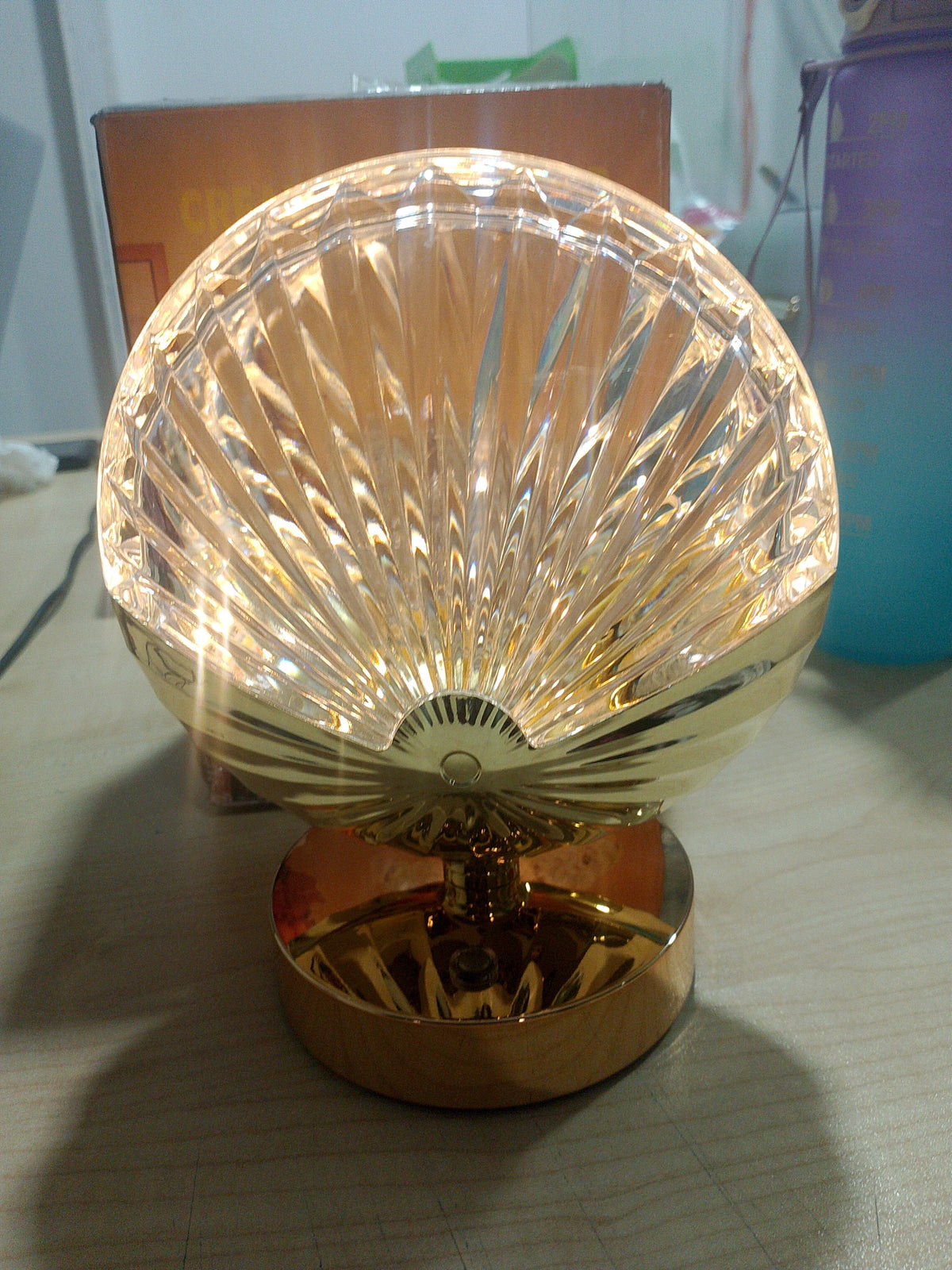 Creative Seashell Night Light: Touch-Controlled 3-Color Lighting & Rechargeable Mood Light — Bedroom Birthday Gift