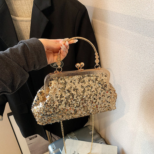 Fashionable Sequined Shell, Unique and Shiny, Elegant and Stylish Chain, Casual Hand-held Crossbody Bag