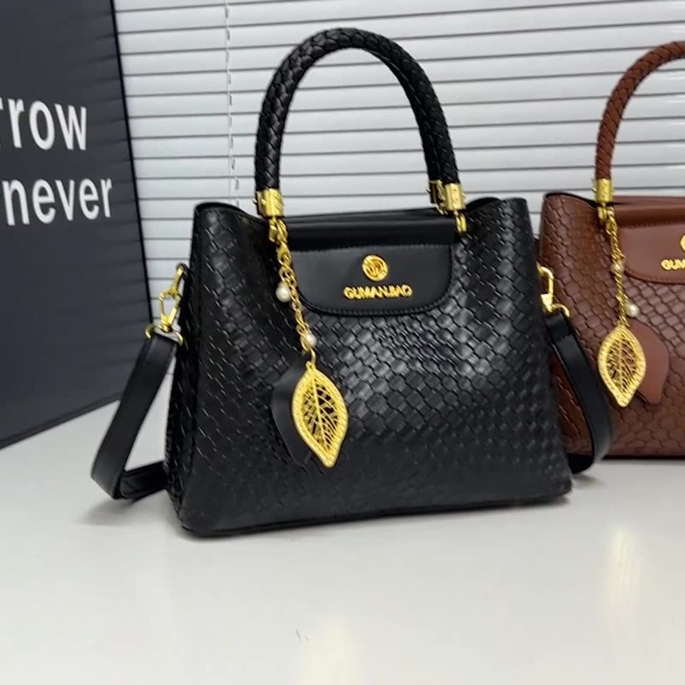 【Luxury Selection】 Gucci Same Style Leaf Chain Matte Leather Bag for Women